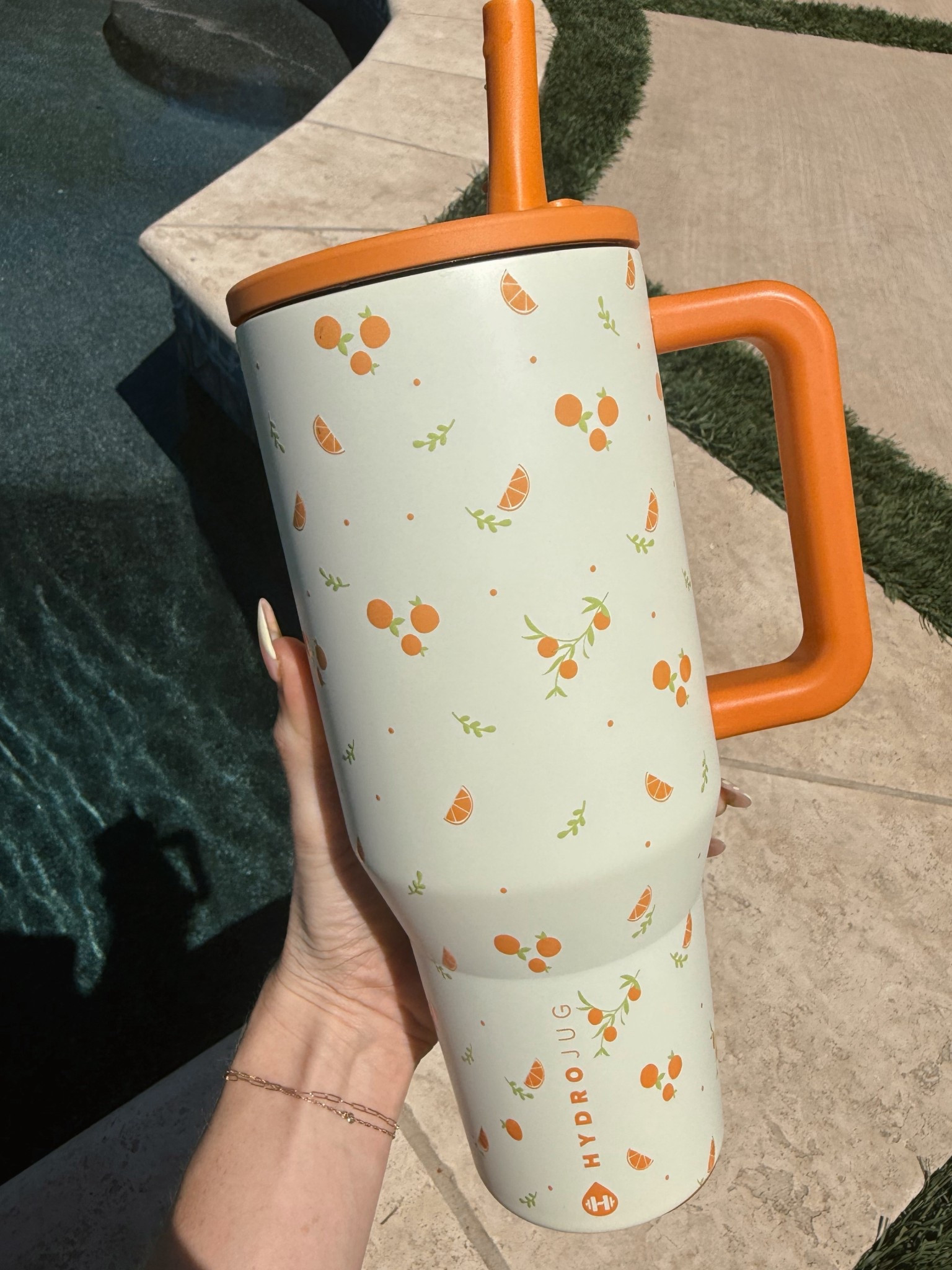 citrus hydrojug from scheels is so cute for the spring and summer 🍊