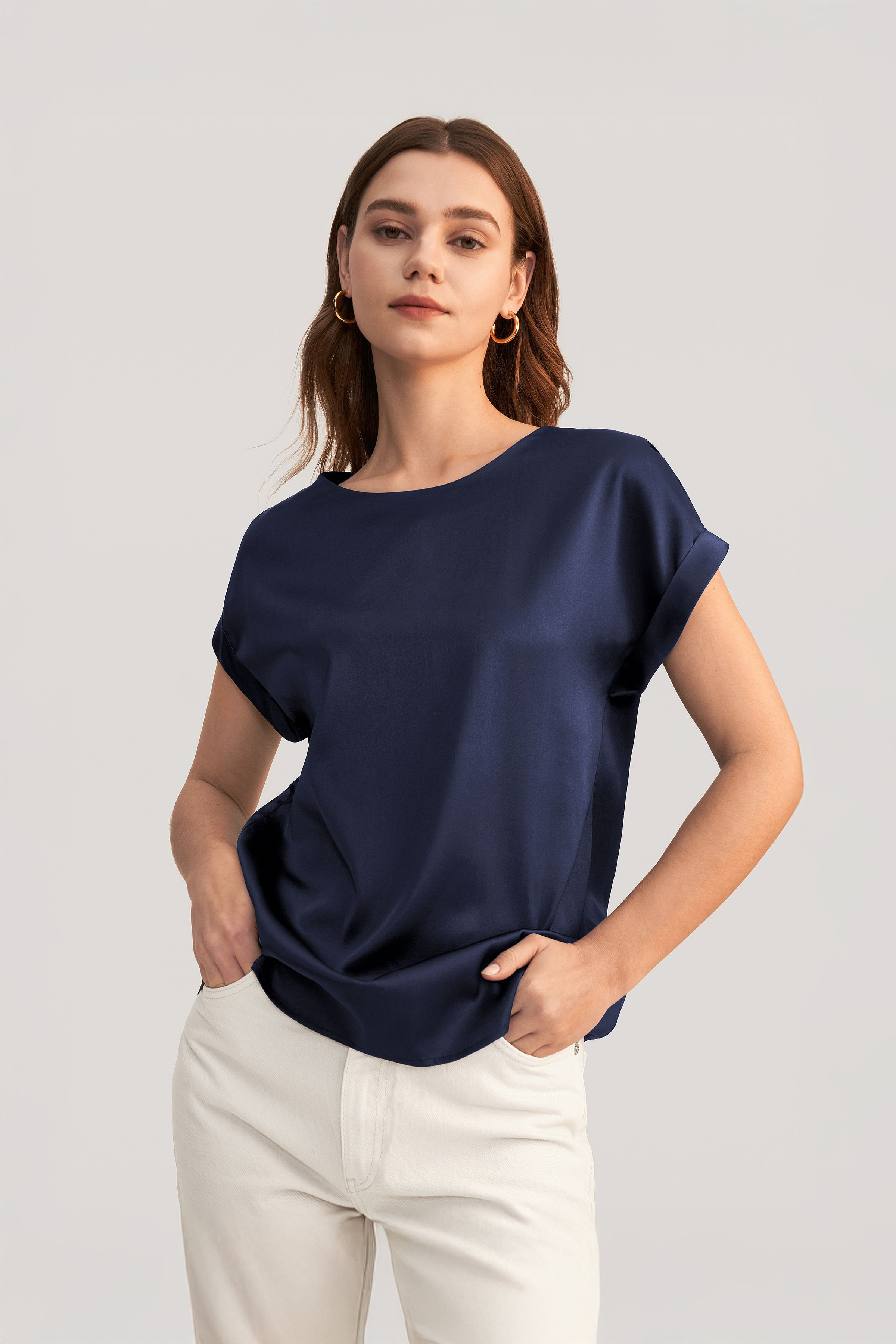 Short Sleeves Round Neck Silk Tee | LILYSILK