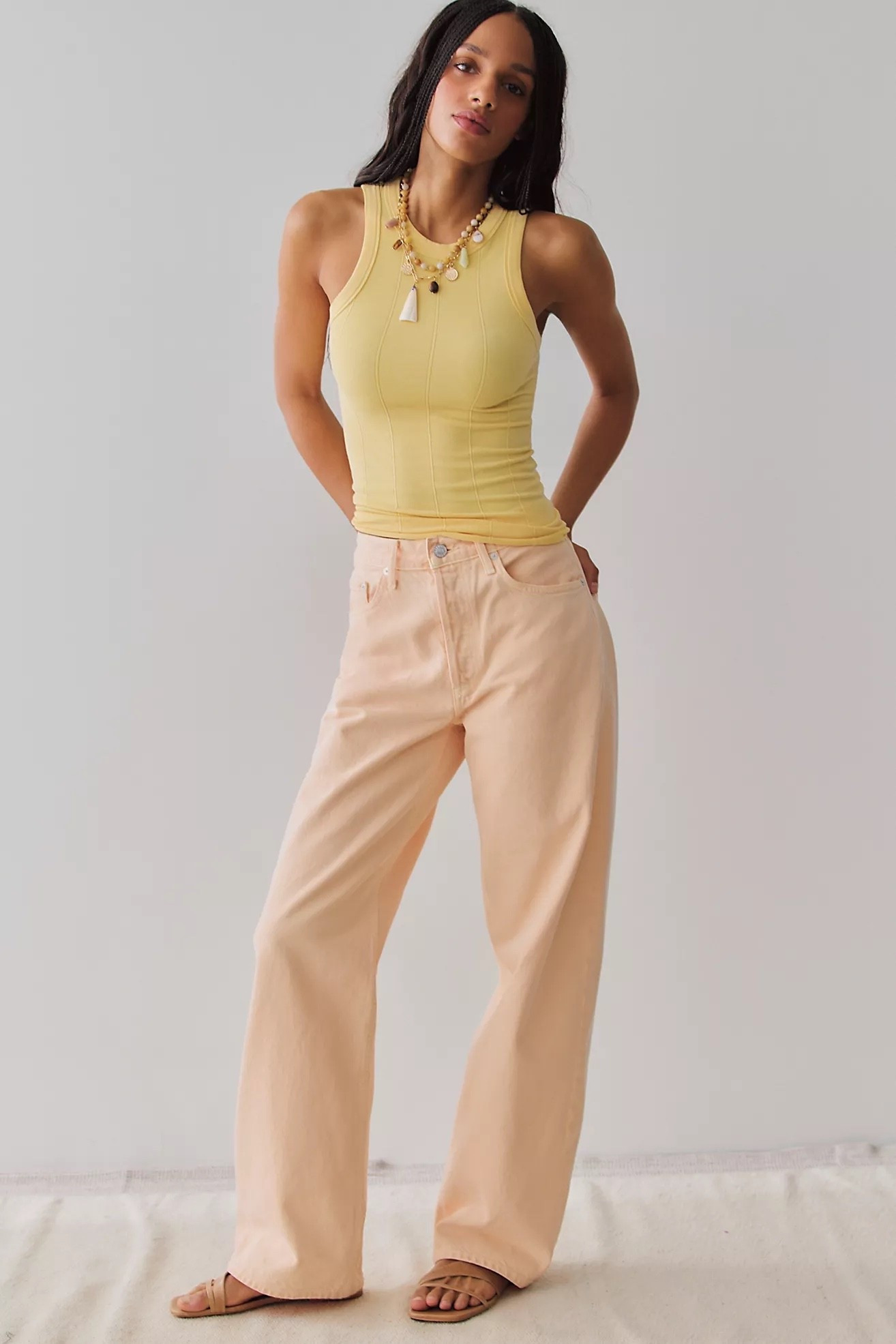 Best selling tank! 
I wear xs/s. 
Jeans 24