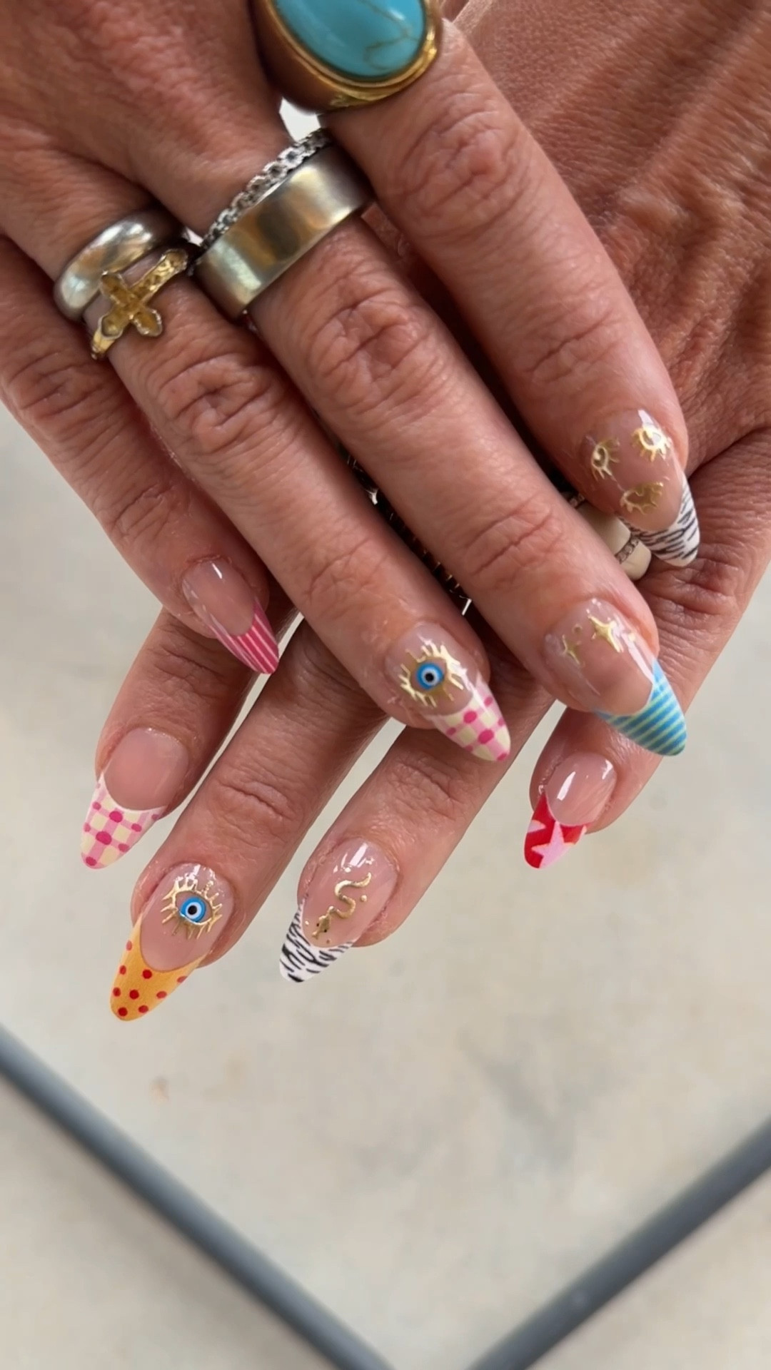 New press on’s baby?
Amazon press on’s and added a little stickers. Top coat over to hold down the stickers!


#LTKmorningroutine #LTKFestival #LTKBeauty

#LTKselfcare #LTKBeauty #LTKFestival