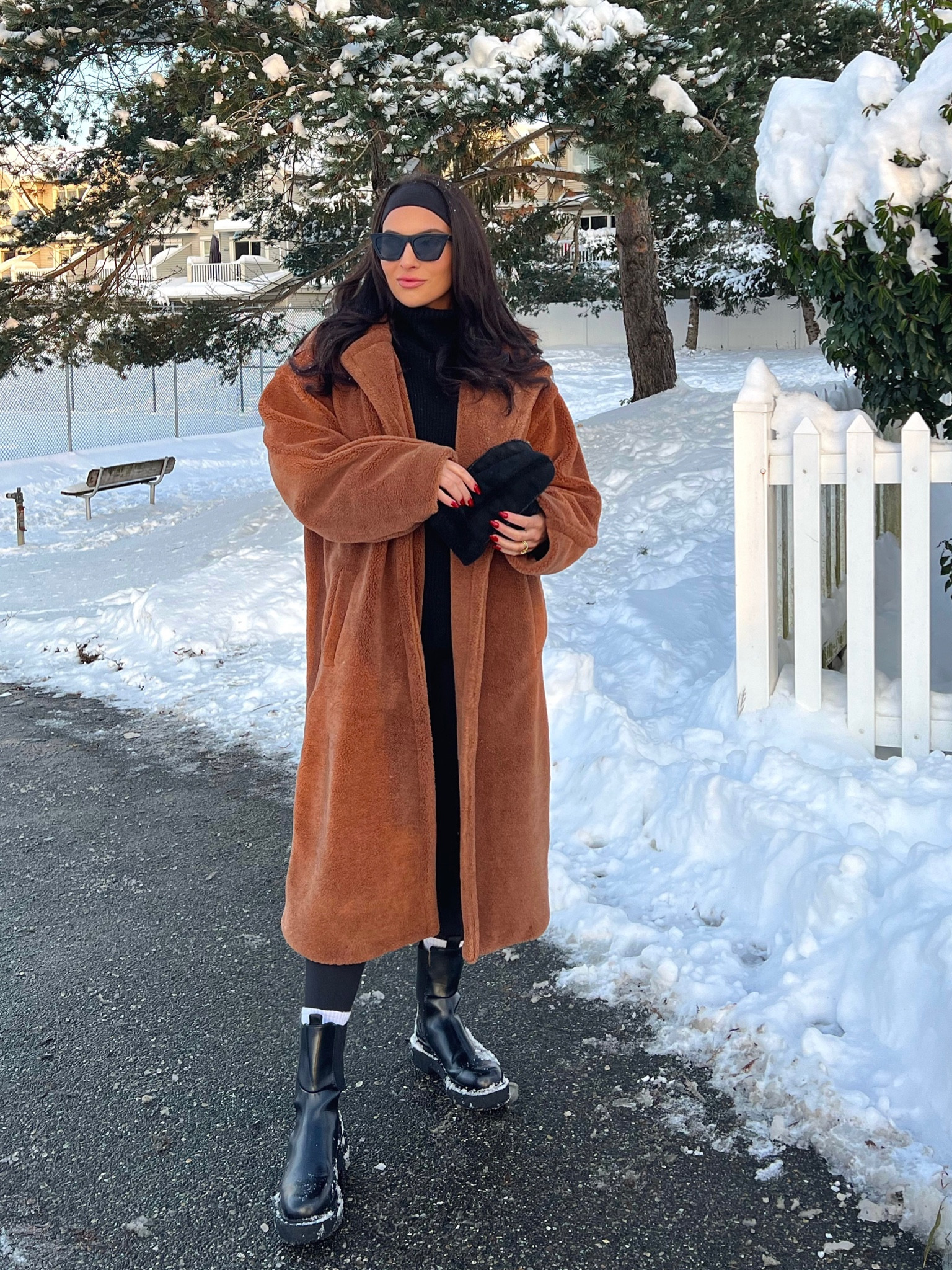 Love this cozy winter outfit for my trip to Canada! This teddy bear coat is super warm & so comfy. Sunglasses are a Hailey Bieber dupe & these H&M boots are a game changer for snow!

#LTKHoliday #LTKSeasonal #LTKtravel