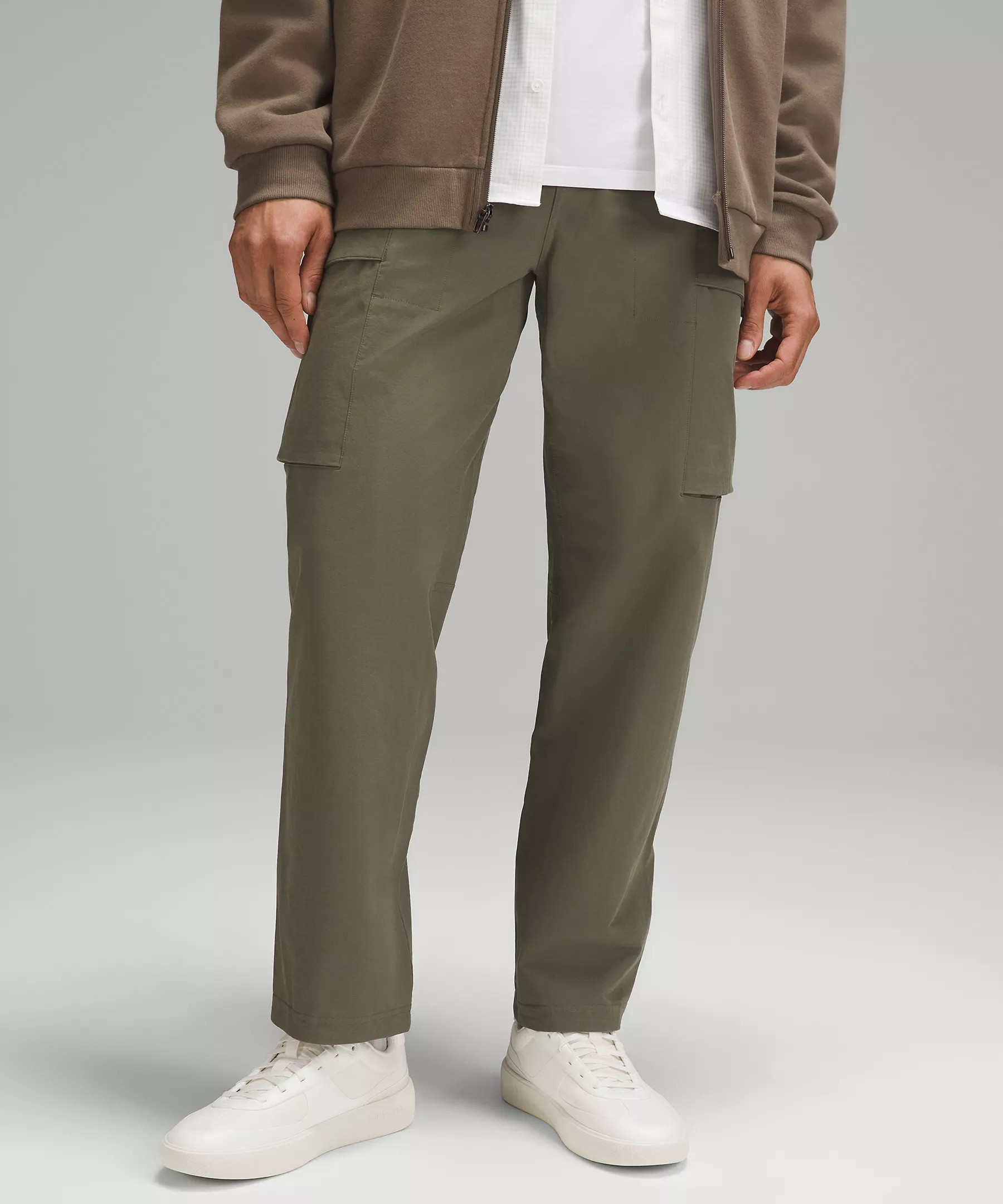 Stretch Cotton VersaTwill Relaxed-Fit Cargo Pant | Men's Trousers | lululemon | Lululemon (US)