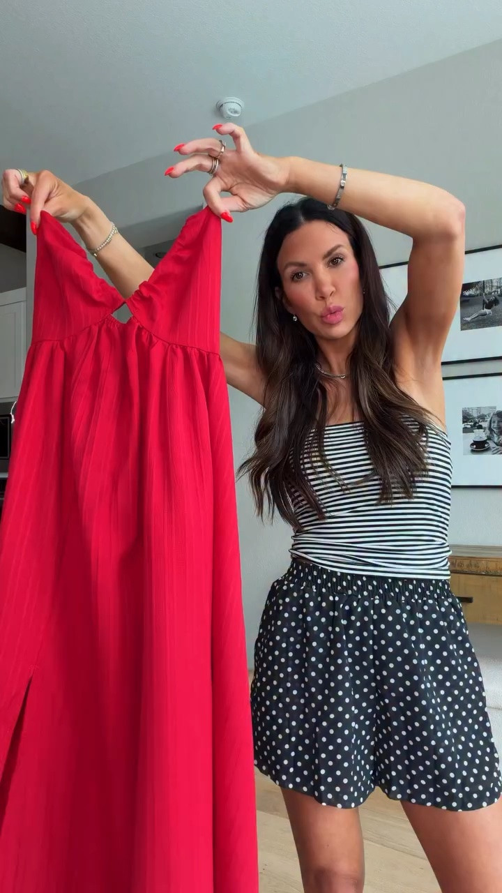 I’m 100% just winging this btw 🤣 
I’m sure there’s more ways you could change her up. We love a versatile piece!
#amazonfashion #vacationdress