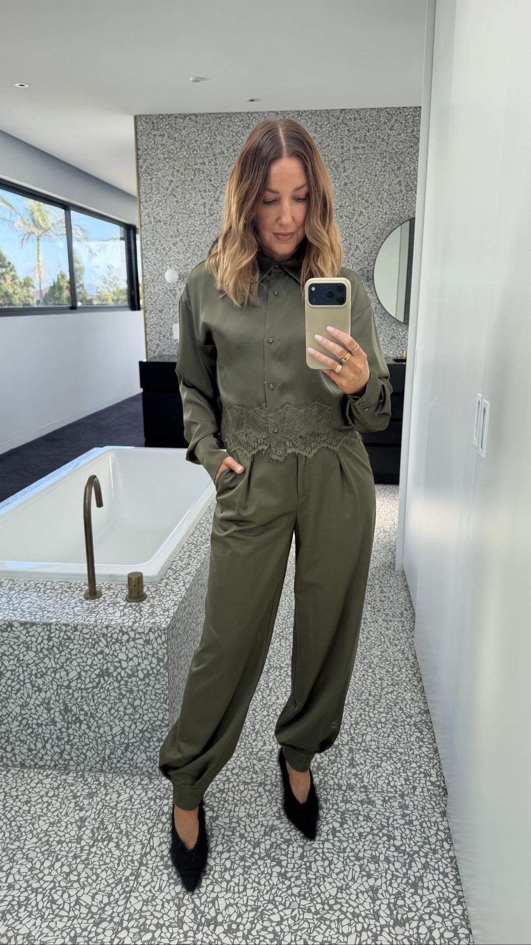 Simple olive green pieces from Basque 🫒

#LTKaustralia #LTKstyletip #LTKshoes