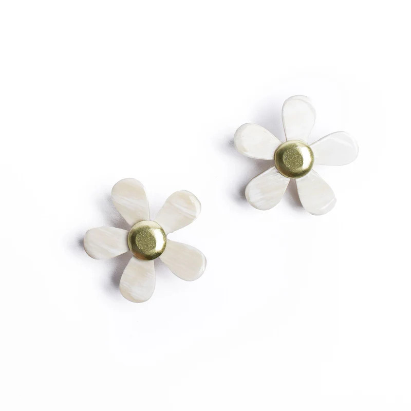 Daisy Horn Studs | Sunshine Tienda
