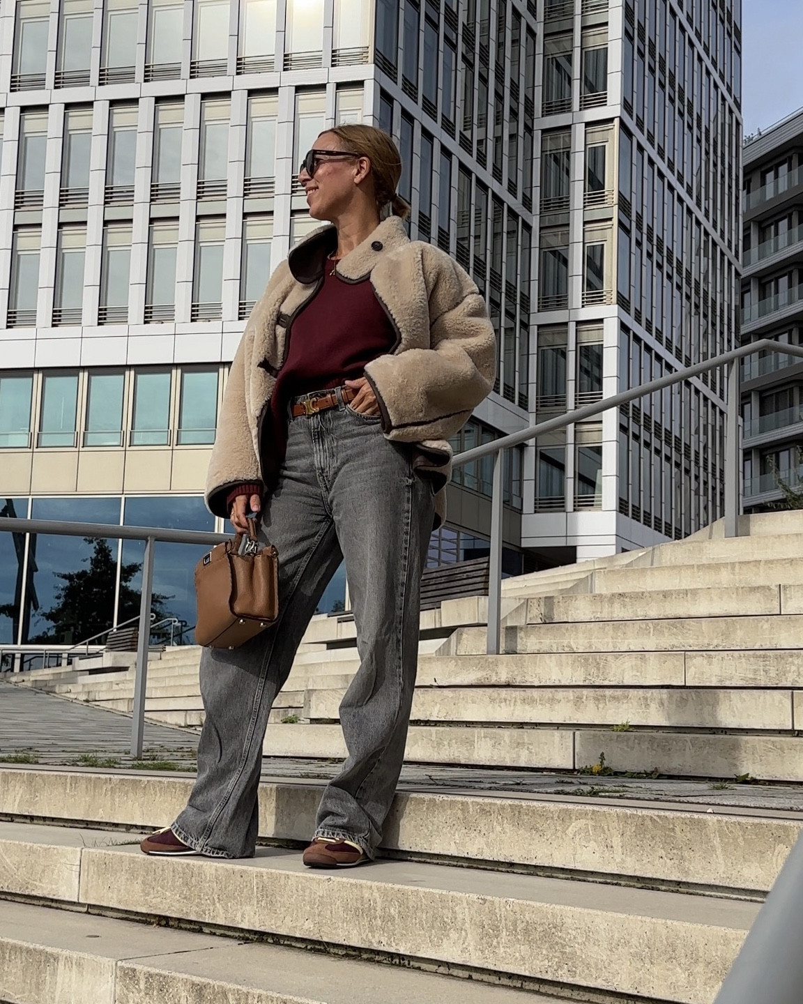 Herbstoutfit Teddy Jacke & Wide leg Jeans 

#LTKstyletip #LTKautumn #LTKdeutschland