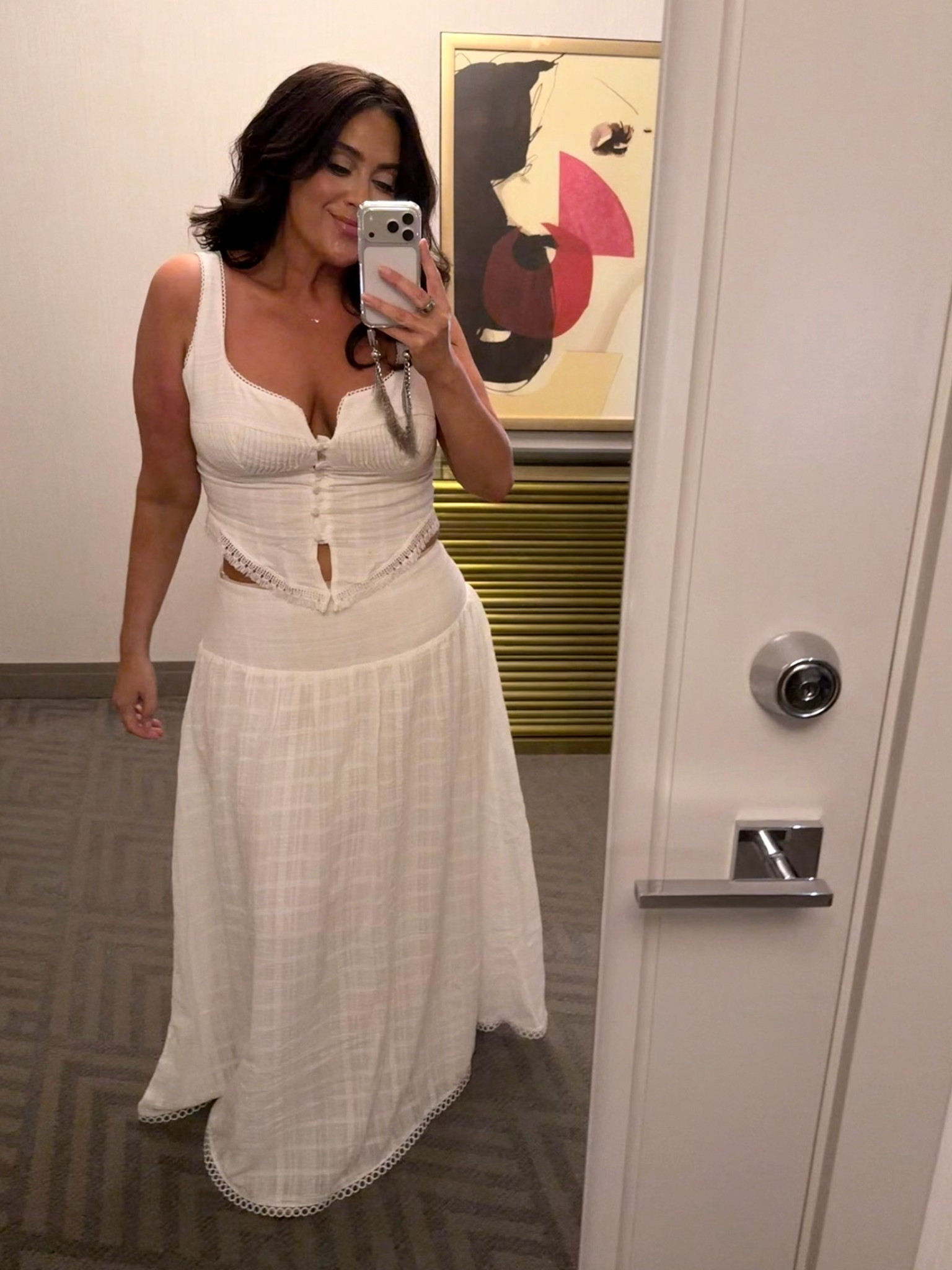 In an XL but the skirt does run large.