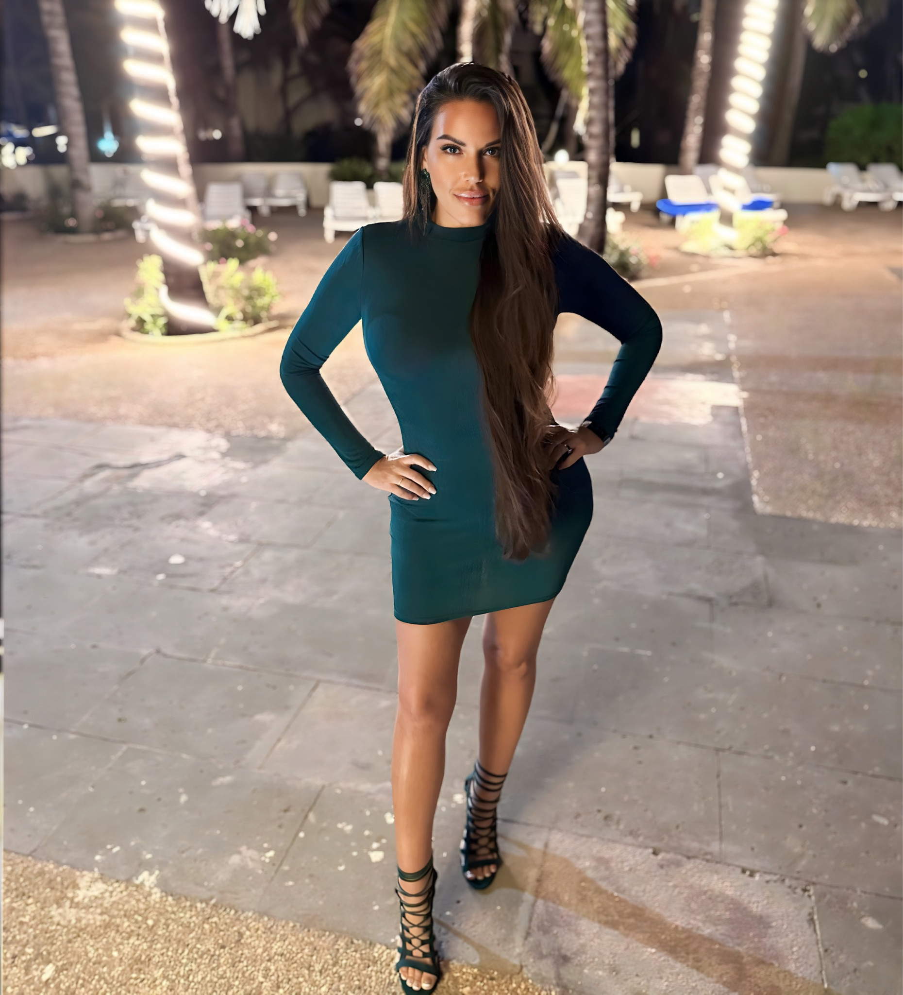 Green mini dress with long sleeves  

#LTKSeasonal #LTKparties #LTKtravel