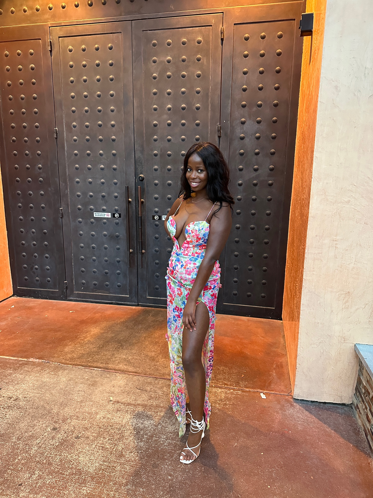 Wedding guest maxi dress floral - size medium with white strappy sandals 

#LTKtravel #LTKstyletip #LTKwedding