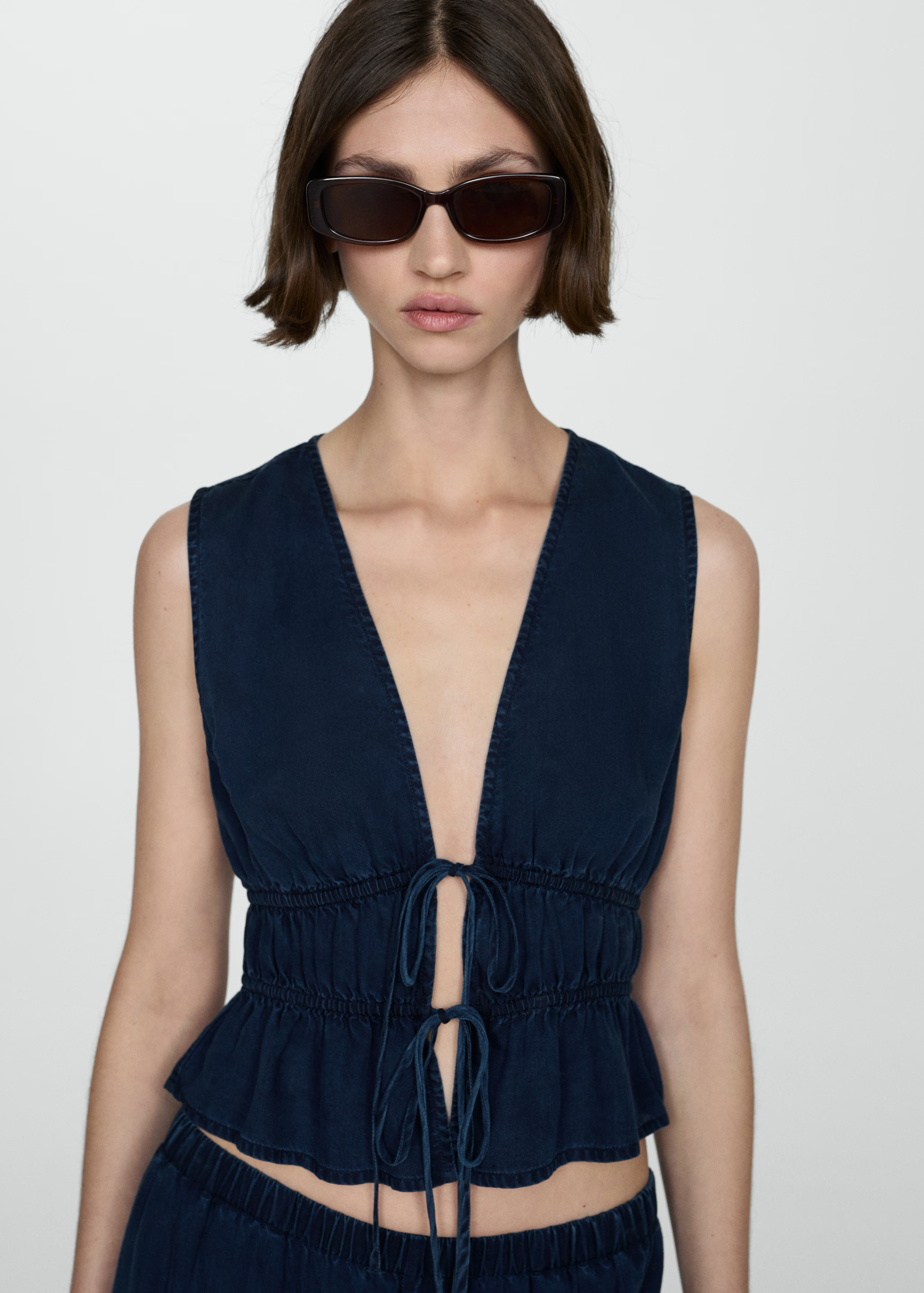 Ruffled top with bows - Woman | MANGO United Kingdom | MANGO (UK)