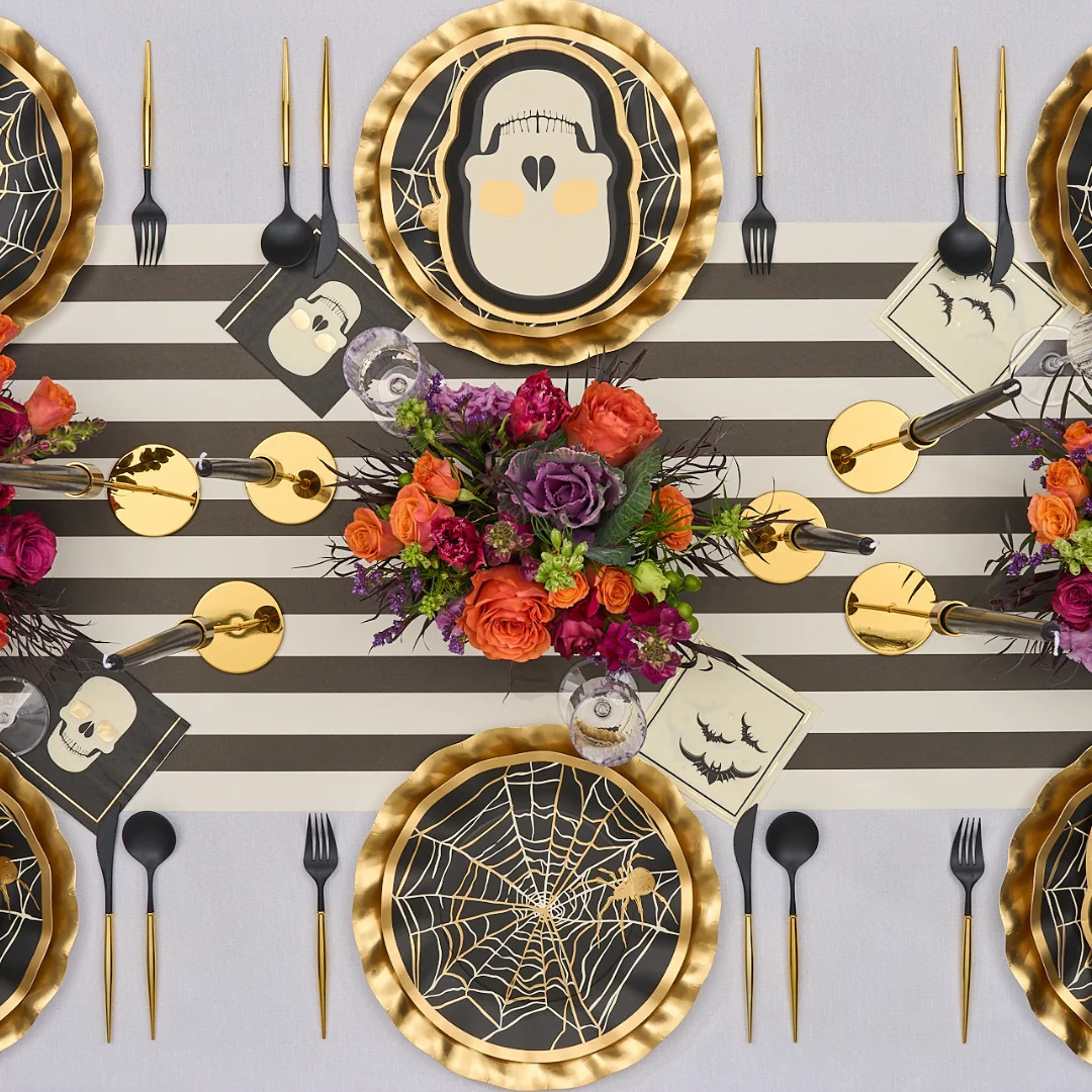 Classic Spooky Table Setting | Sophistiplate