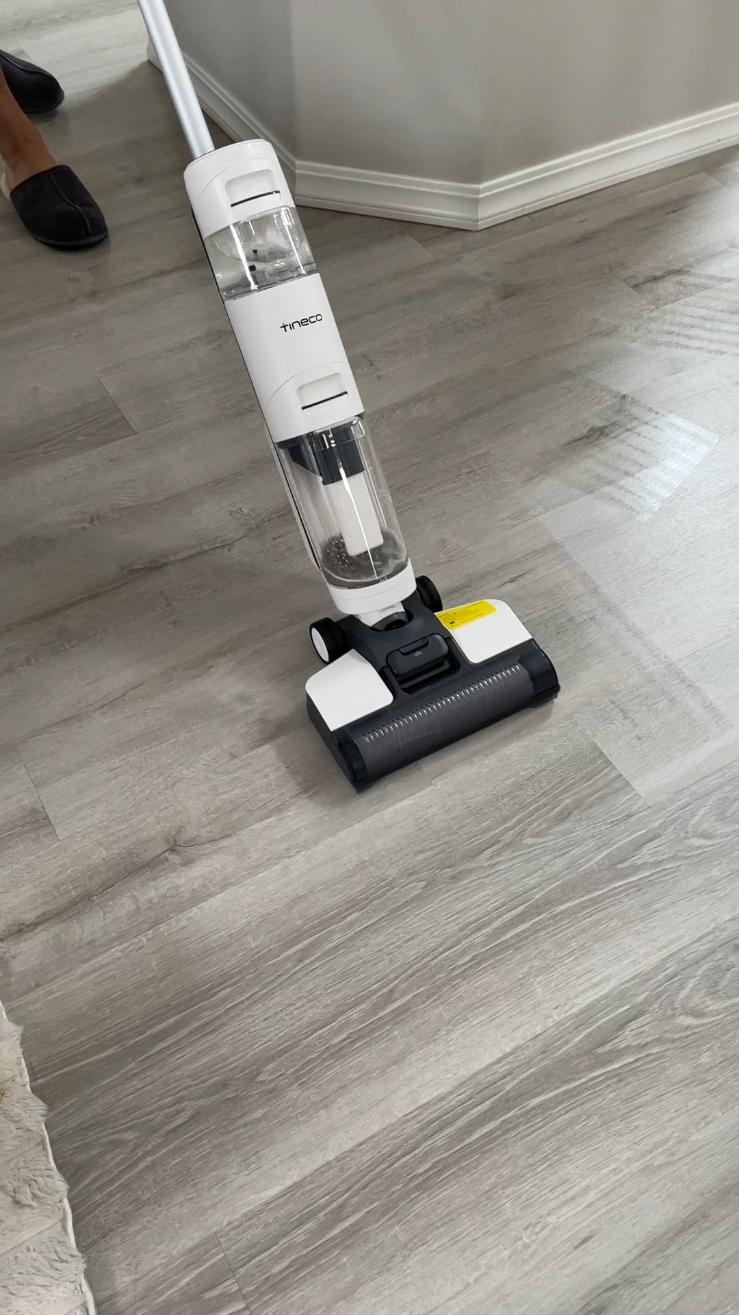 Amazon prime deal! Favorite home item, it’s a game changer! Tineco vacuum/mop


#LTKHome #LTKSummerSales #LTKSaleAlert