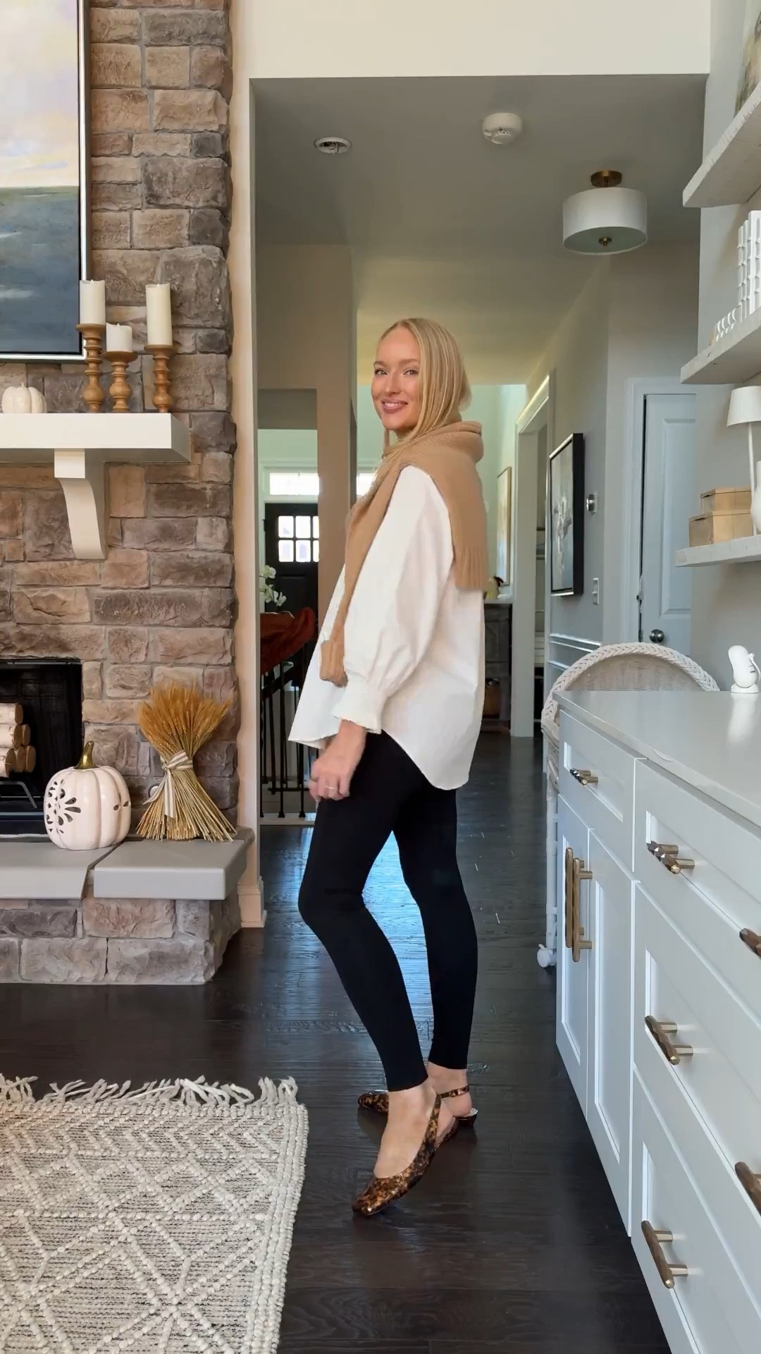 This will be one of your go to outfits! Switch it to boots when it gets colder. My tunic top (small) and flats are 25% off with code SHOWTIME  and my leggings are on sale 30% off (no code needed)  

#LTKootd #LTKSaleAlert #LTKCyberWeek