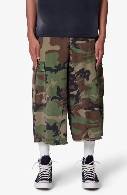 mnml Extralong Cotton Cargo Shorts in Camo at Nordstrom, Size 40 | Nordstrom