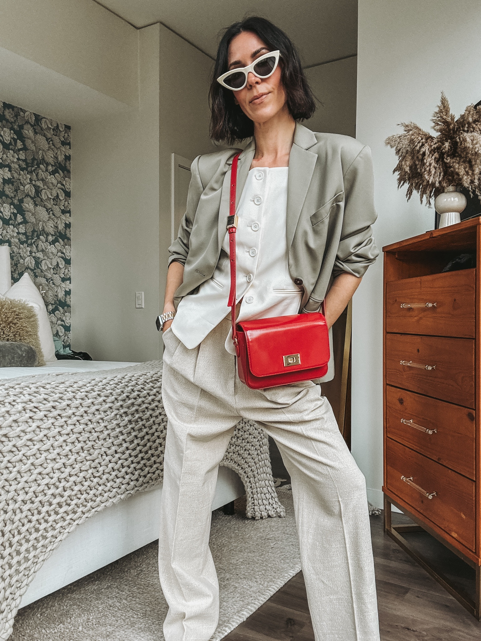 Love a good spring outfit that includes a vest and linen'

#LTKstyletip