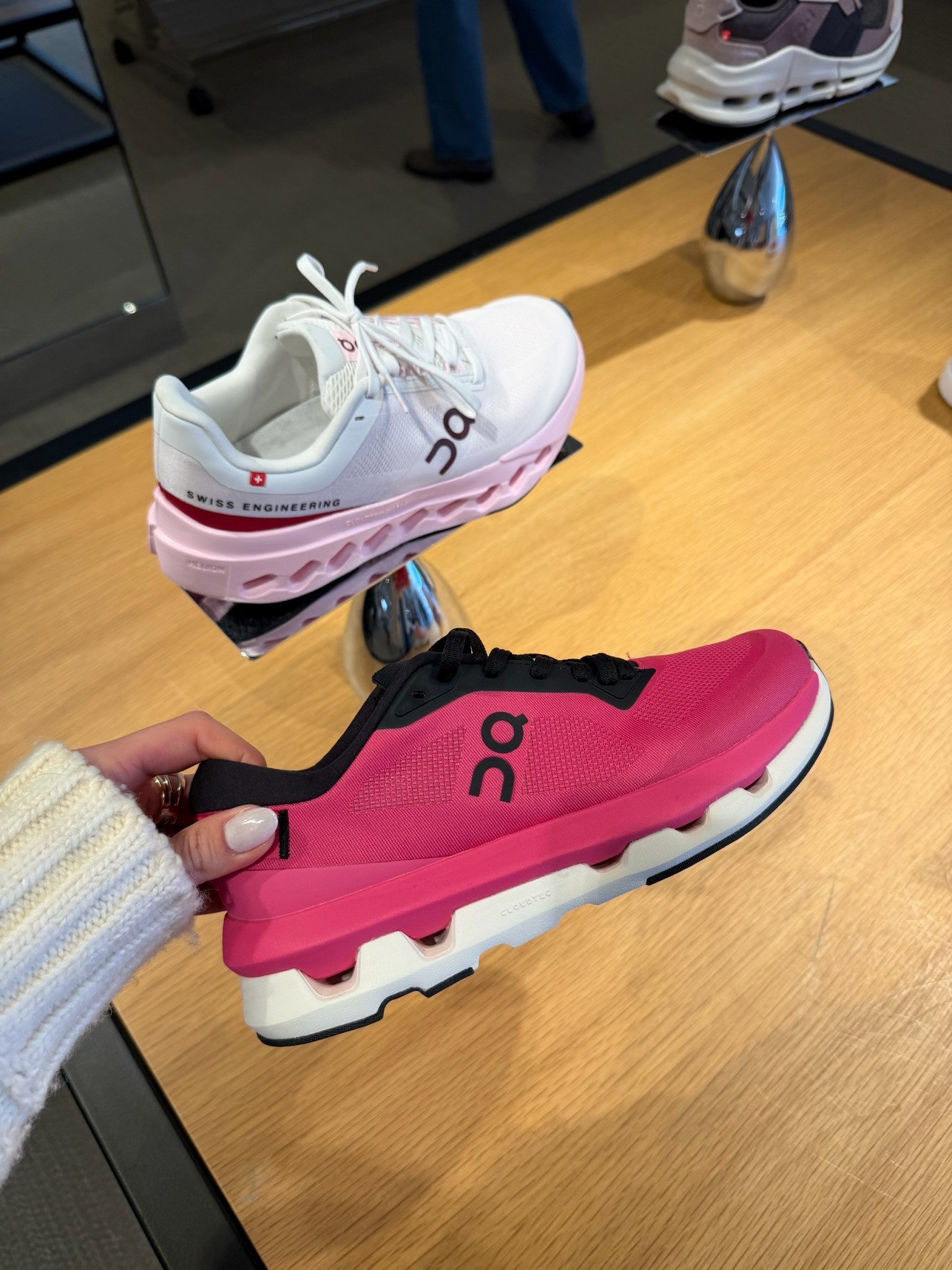 Tennis shoes Onclouds elevated workout wear mom must haves women's fashion Annabrstyle 

#LTKActive #LTKmomlife #LTKdayinmylife