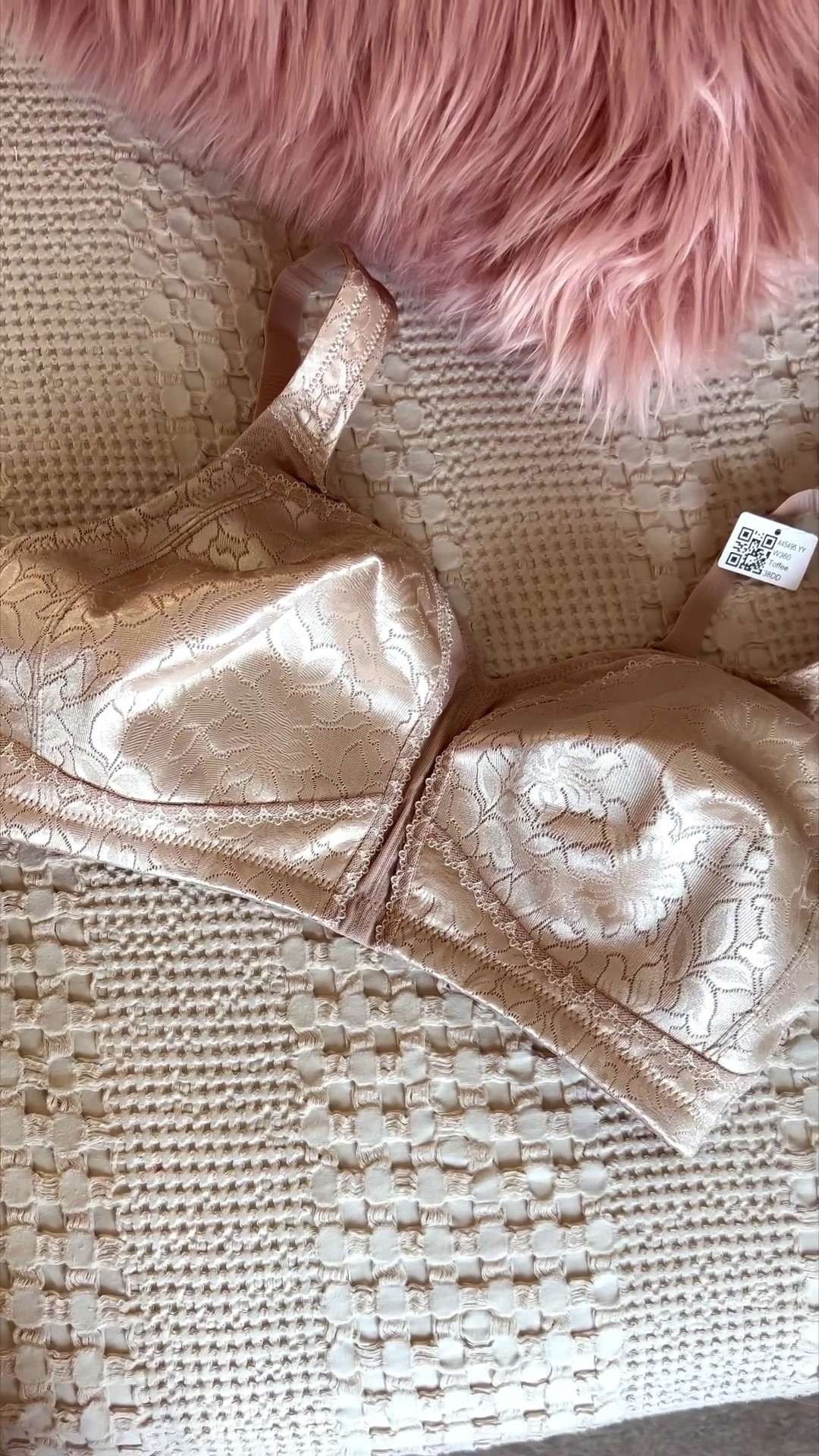 Wingslove minimizer bra - use discount code “TTTJH9OF” 

#LTKMidsize #LTKOver40 #LTKValentine