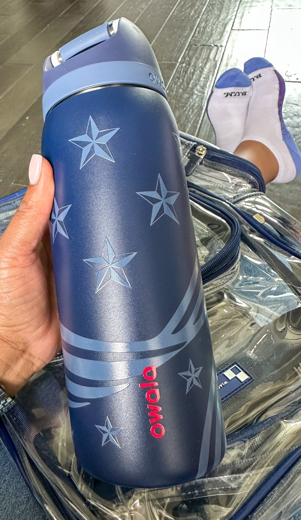 Owala has a new color just in time for back to school. #owala #waterbottle #drinks #backtoschool