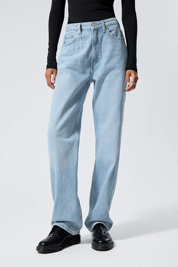 Rowe Extra High Straight Jeans | Weekday