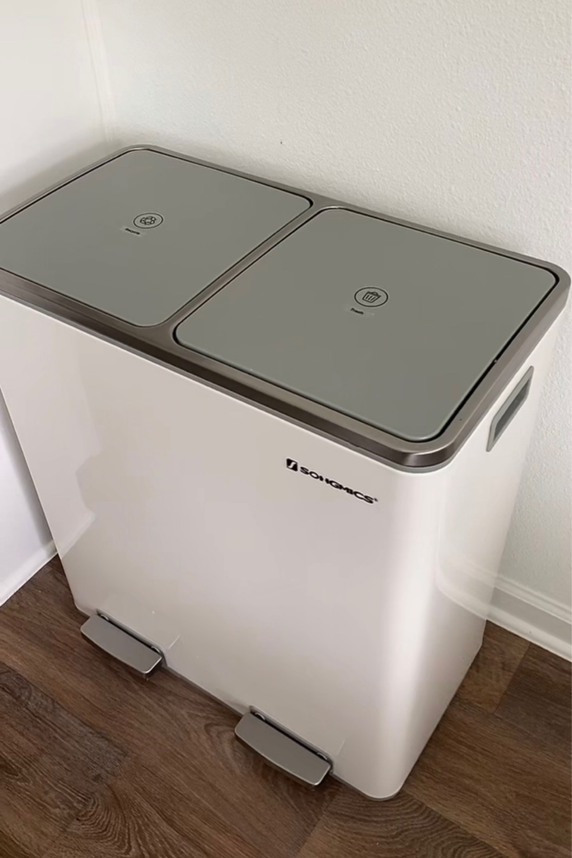 Dual cute kitchen trash can 😉 so pretty in white color! Easy to clean 

#LTKFallSale #LTKHome #LTKSeasonal