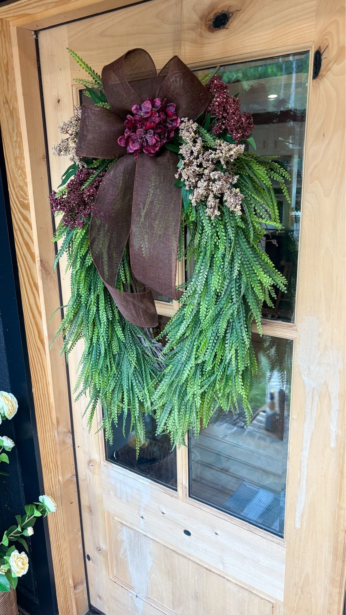 I made my own fall bows for my wreath and I’m obsessed! I’ll link everything I used! 🥰