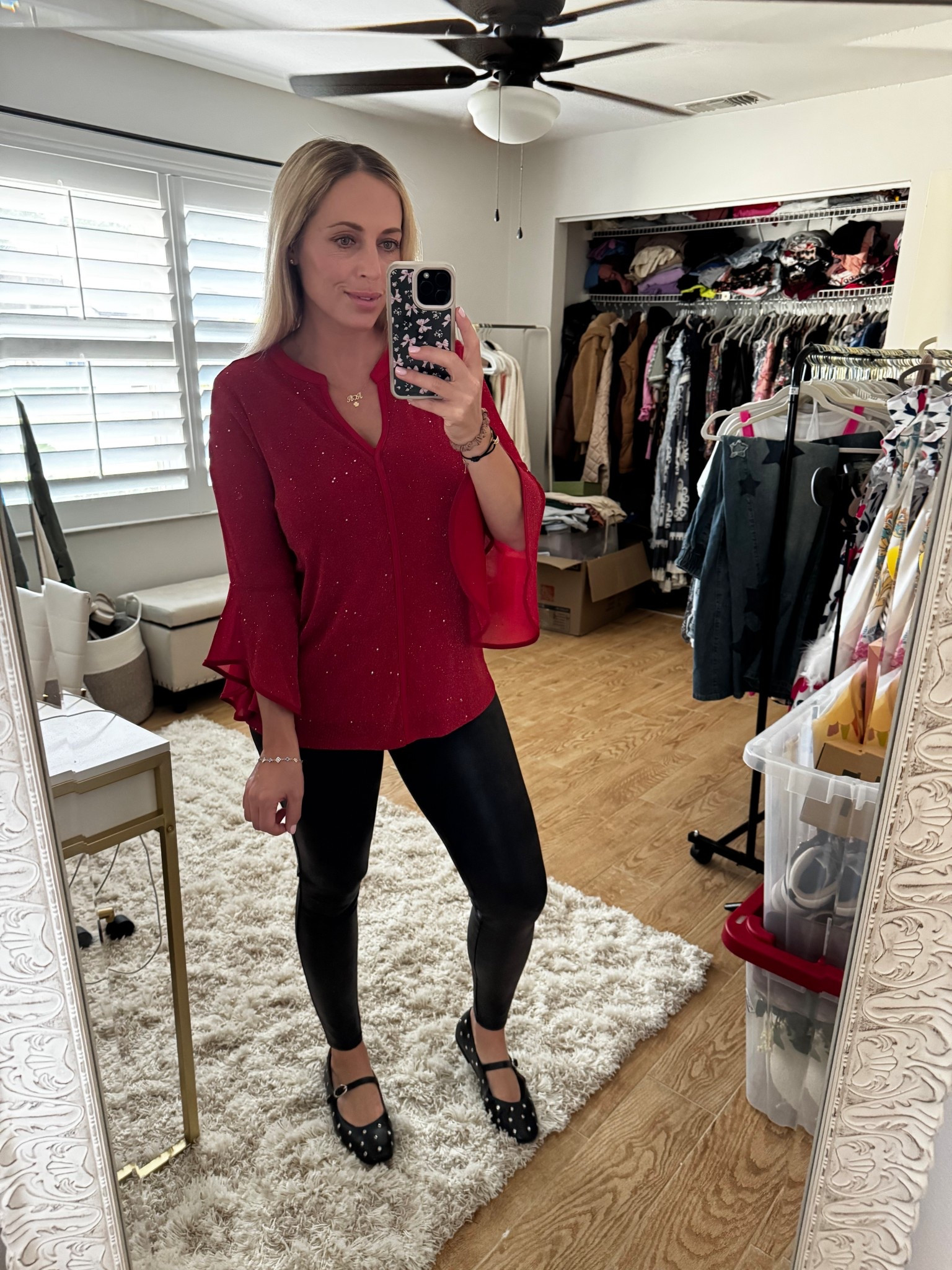 Christmas outfit 

#LTKHoliday #LTKFindsUnder50 #LTKootd