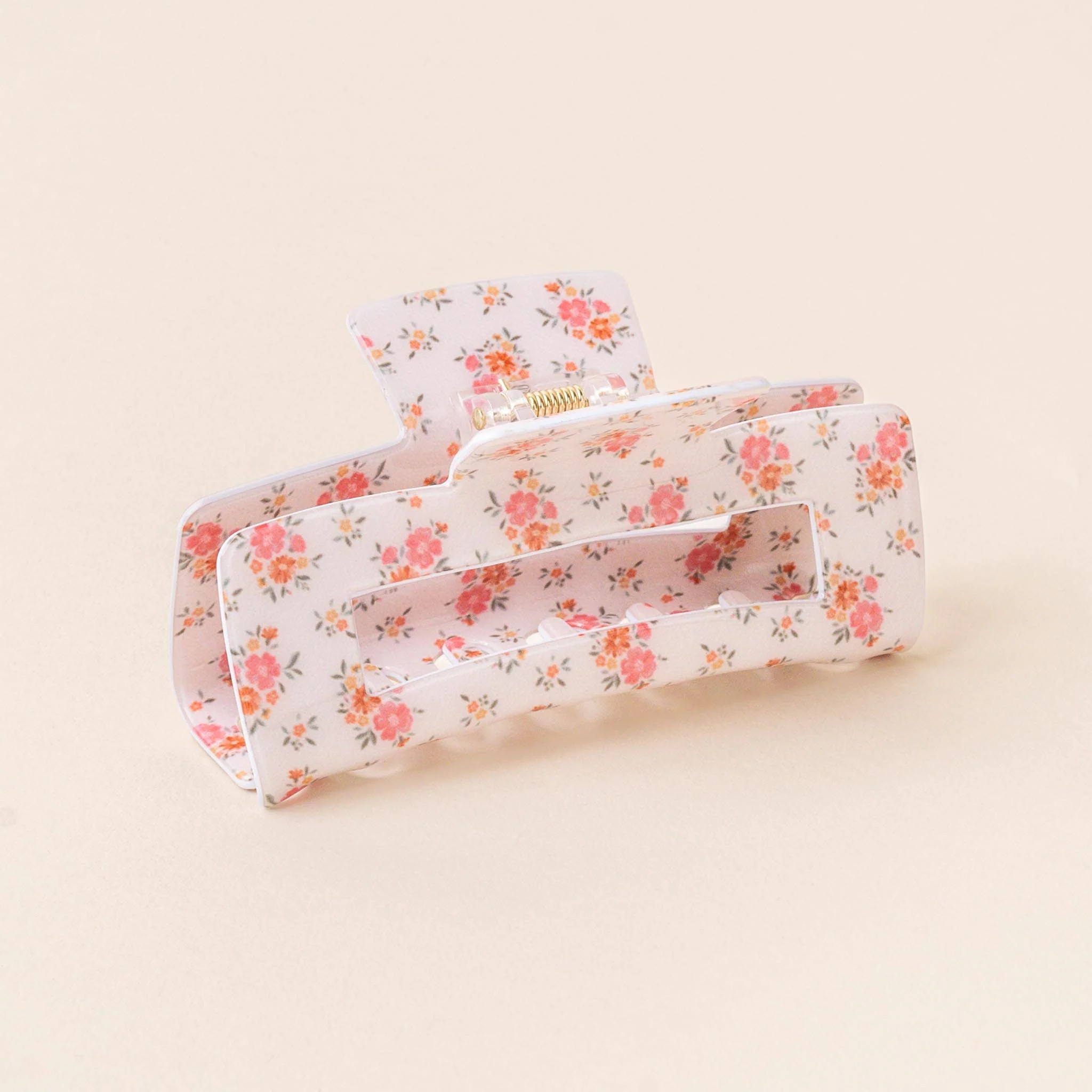 Claw Clip-Endless Daydream Cream | Bates Boutique 