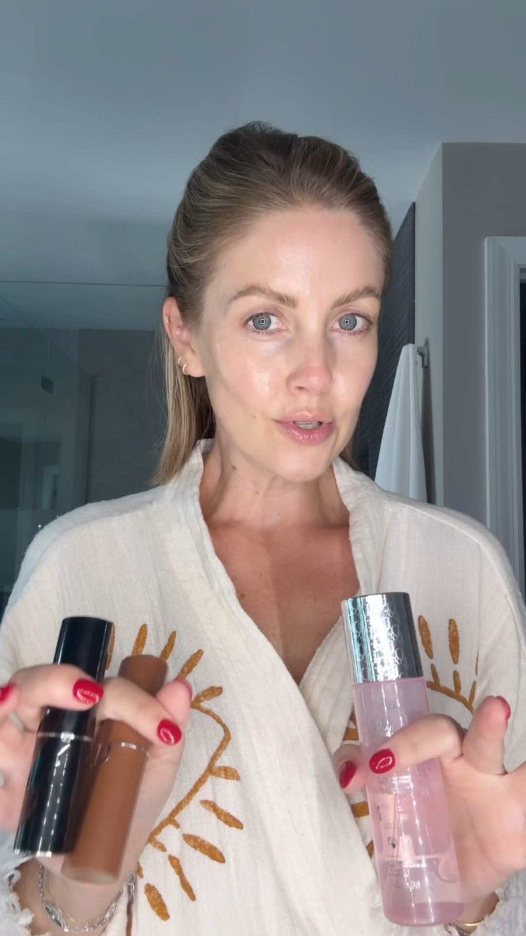 These have my makeup looking FLAWLESS 🤩 and I love the stick form, so quick and easy!
Foundation shade: Light Medium
Bronzer: 2.5N

#LTKgrwm #LTKOver40 #LTKBeauty
