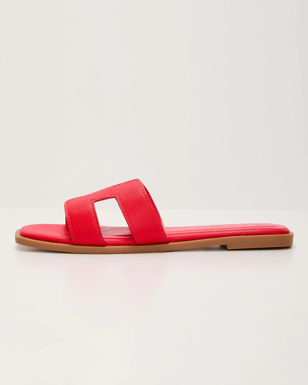 Gordy Flat Sandal | VICI