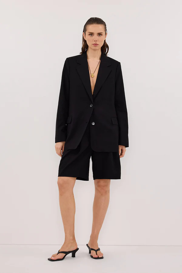 LIZA BLACK TAILORED BERMUDA SHORT | DISSH