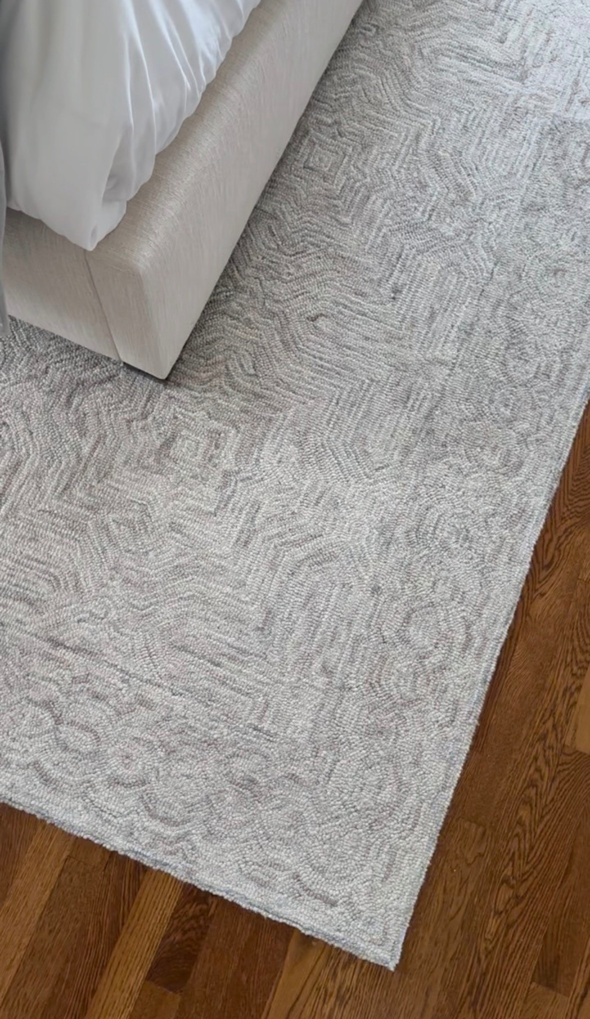 This stunning Loloi rug is on sale from Amazon! It’s so beautiful and the subtle colors will work in a ton of spaces!

#LTKSaleAlert #LTKHome