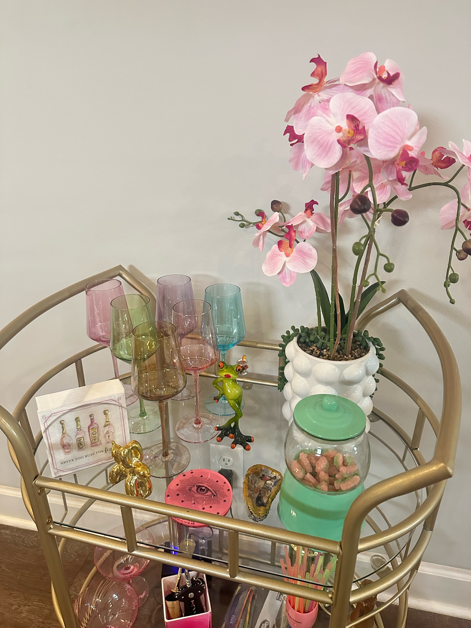 Bar cart 🍸🍸


#LTKHome #LTKParties