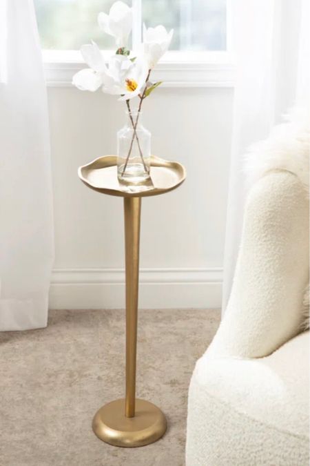Small side table 
Drink table 
Living room accessories 
End table 

#LTKStyleTip #LTKFindsUnder100 #LTKHome