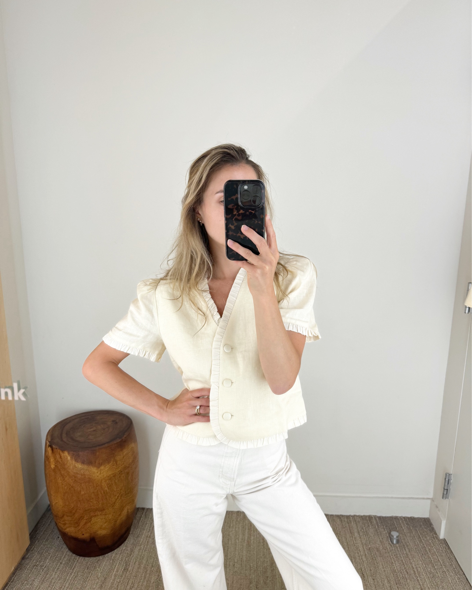 Current Color Scheme Obsession, buttery yellow, crisp whites , and a pop of mauve 👏🏼🌸✨🫶🏼 



#LTKU #LTKSummerSales #LTKStyleTip