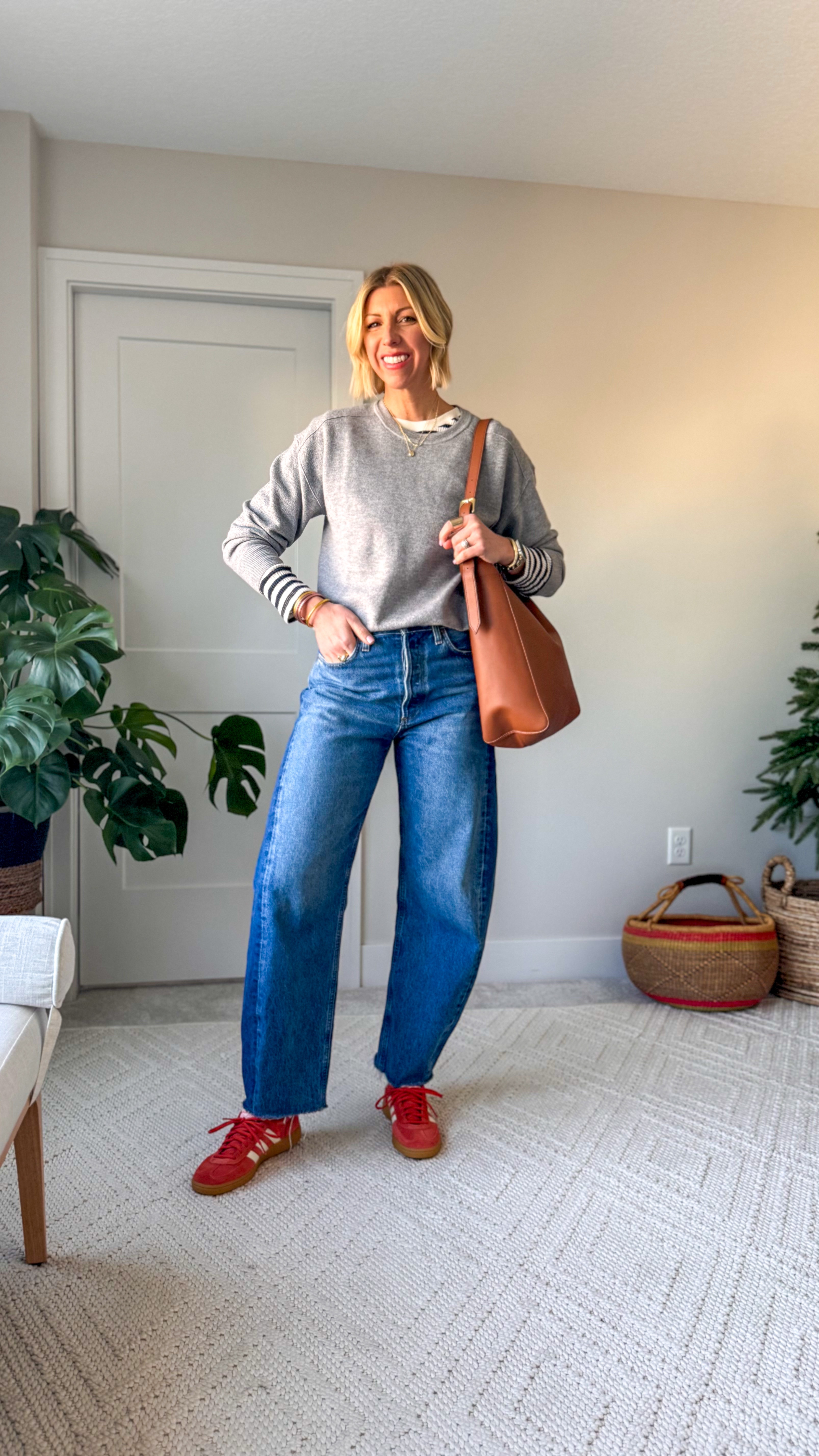 Styling barrel jeans for everyday, but make it chic! LOVE how comfy these jeans are & fit true ti size 👏🏻

#LTKOver40 #LTKWatchNow #LTKSeasonal