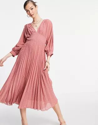 ASOS DESIGN pleated batwing midi dress in textured chevron in tea rose | ASOS (Global)