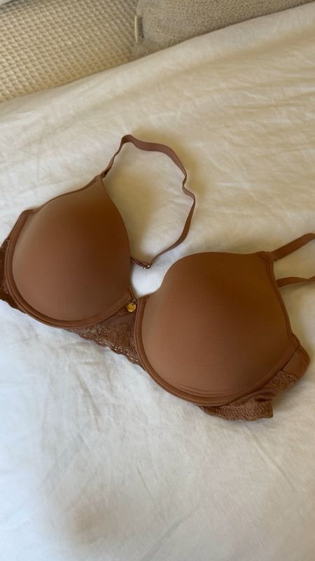 My favorite bra to wear under sheer tops and white tops! I wear the color glow and it matches my skin tone really well 

Bra is comfy and true to size 