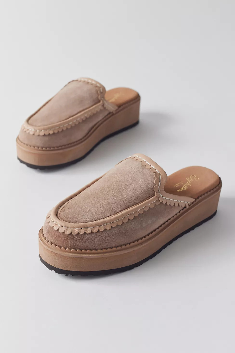 Seychelles Stand Tall Platform Sandal | Urban Outfitters (US and RoW)