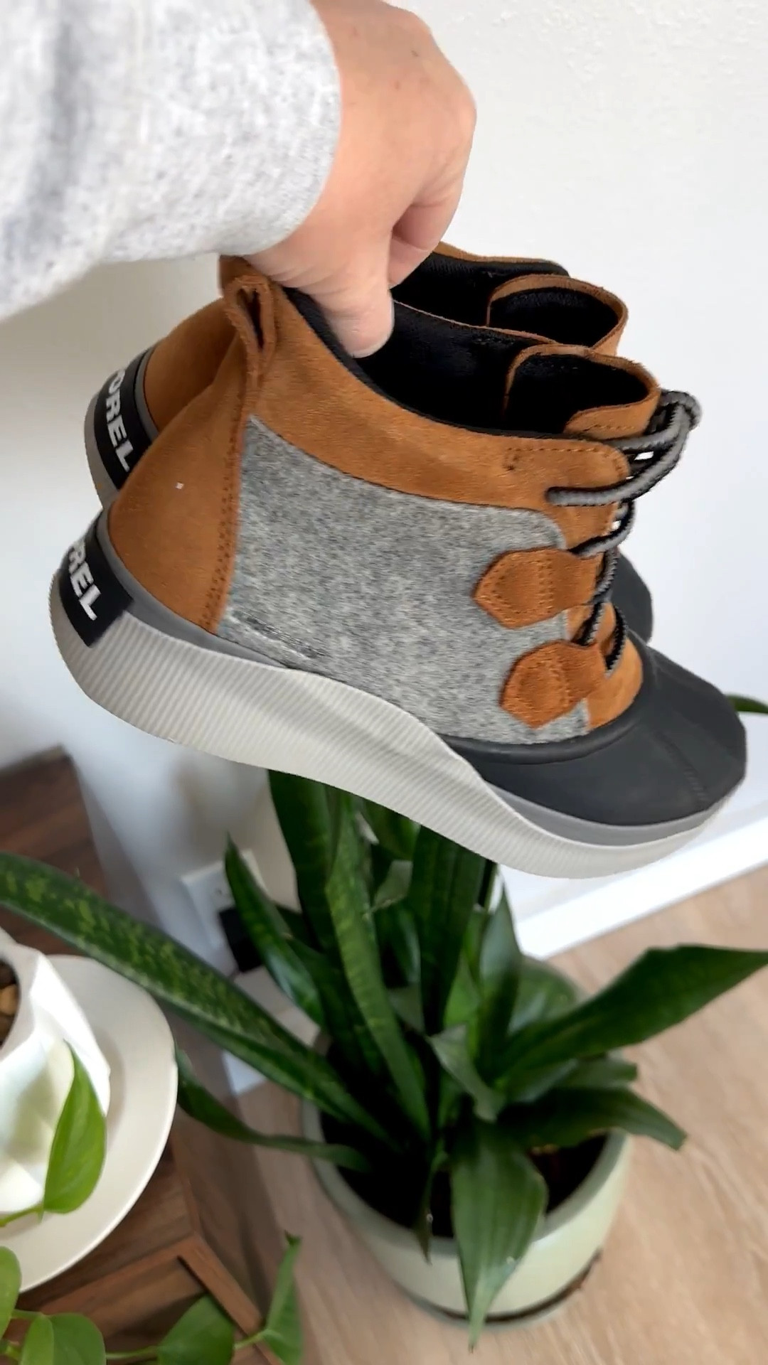 SOREL Out N About Classic Felt Suede Waterproof Boots – the perfect women’s fall + winter boots. Stylish, cozy, and durable for everyday wear, rain or shine. A must-have for your cold weather wardrobe! 🍂❄️ #LTKFallStyle #SORELBoots #WinterOutfits #LTKShoeCrush

#LTKFindsUnder100 #LTKSeasonal #LTKShoeCrush