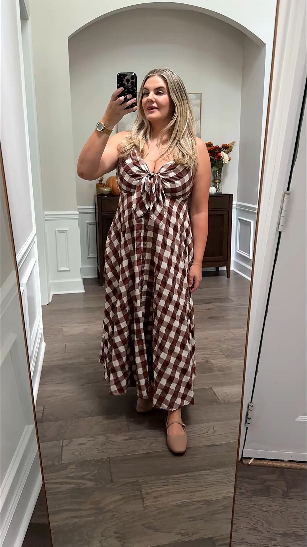 Wearing a Large in this brush gingham dress- currently on major sale! 


#LTKSaleAlert #LTKFindsUnder100 #LTKFallSale