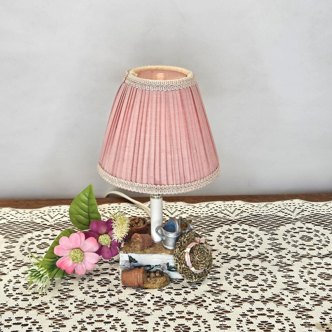 Vintage Flower Crate Accent Lamp With Pink Pleated Shade - Etsy | Etsy (US)