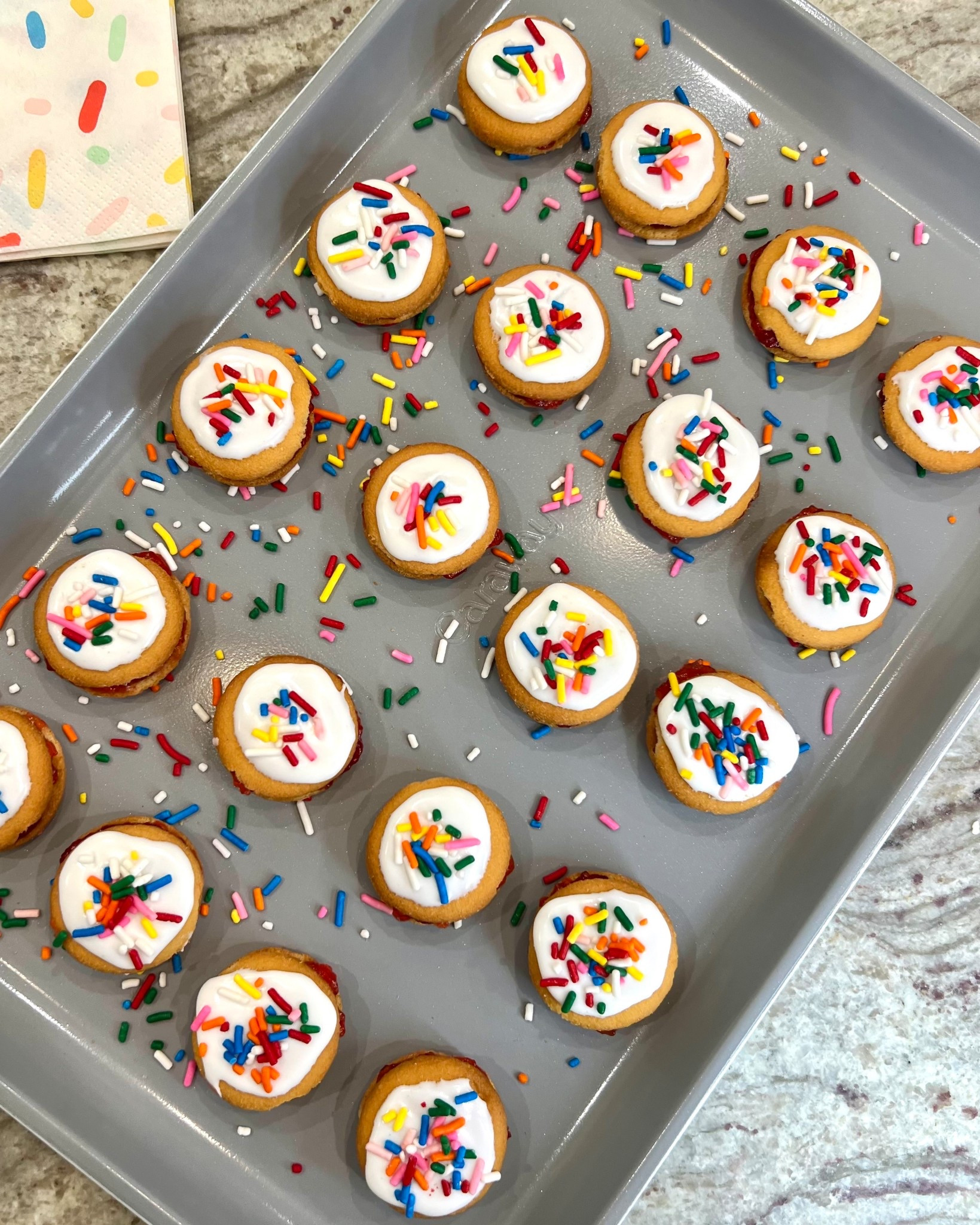 Mini Pop Tarts make for the perfect lunchbox or after school snack! ❤️🍓

#LTKKids #LTKFamily