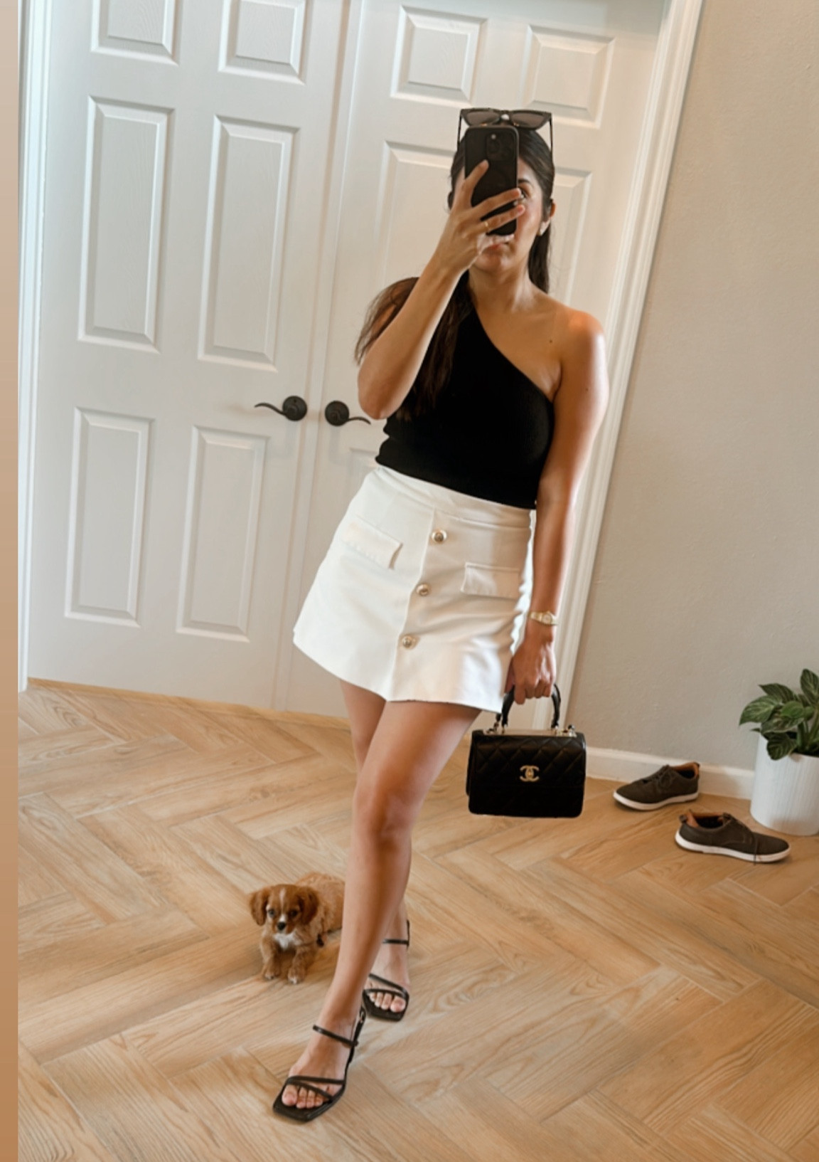 Shopping!

White old money shorts off shoulder asymmetrical too black ribbed zara 

#LTKStyleTip #LTKItBag #LTKParties