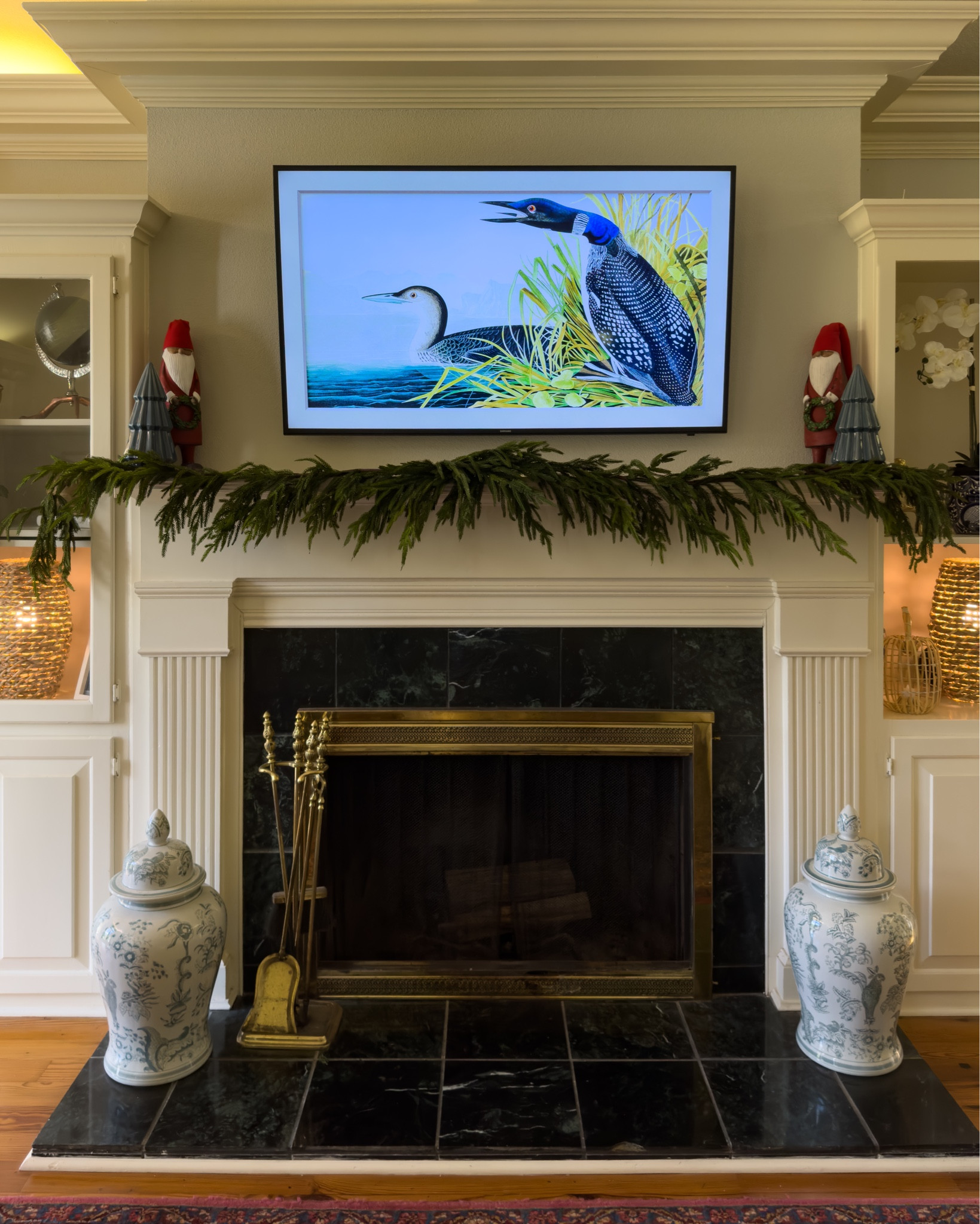 I used 2 garlands for this look!
Kirkland’s Christmas Garland
Christmas Decor
Christmas Garland
Mantle Decor
home Decor
Living Room Decor

#LTKHoliday #LTKhome #LTKunder50