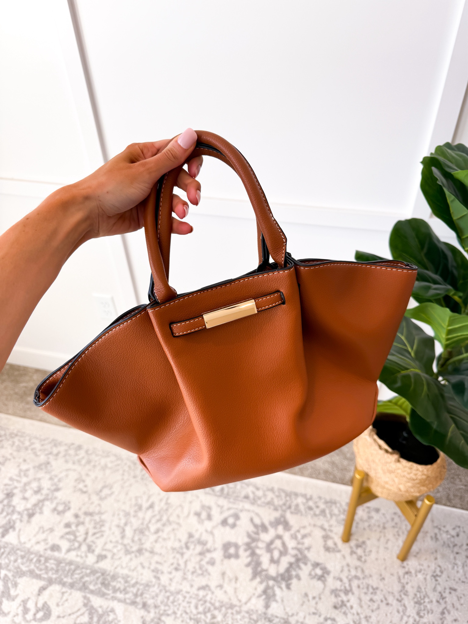 The cutest everyday bag. Made very well. 

#LTKCon #LTKFindsUnder50 #LTKFallSale