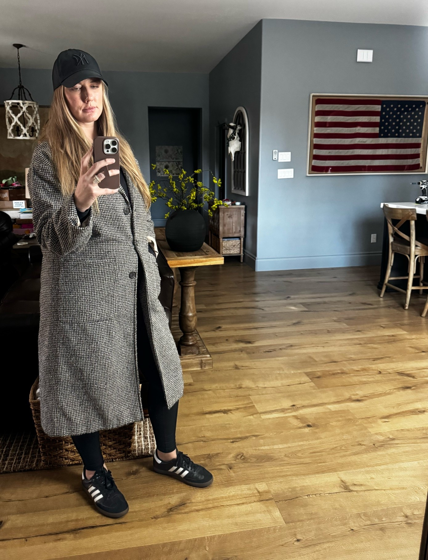 Yesterday’s fit for a client design meeting 🧥 baseball hat | leggings | sneakers | duster coat | home decor

#LTKWorkwear #LTKOver40 #LTKdayinmylife