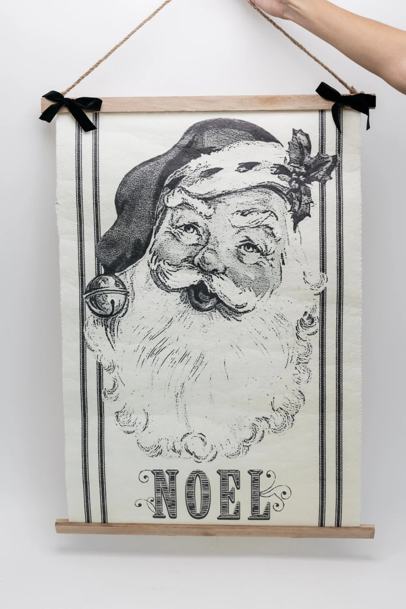 Vintage Santa Hanging Tapestry | THELIFESTYLEDCO
