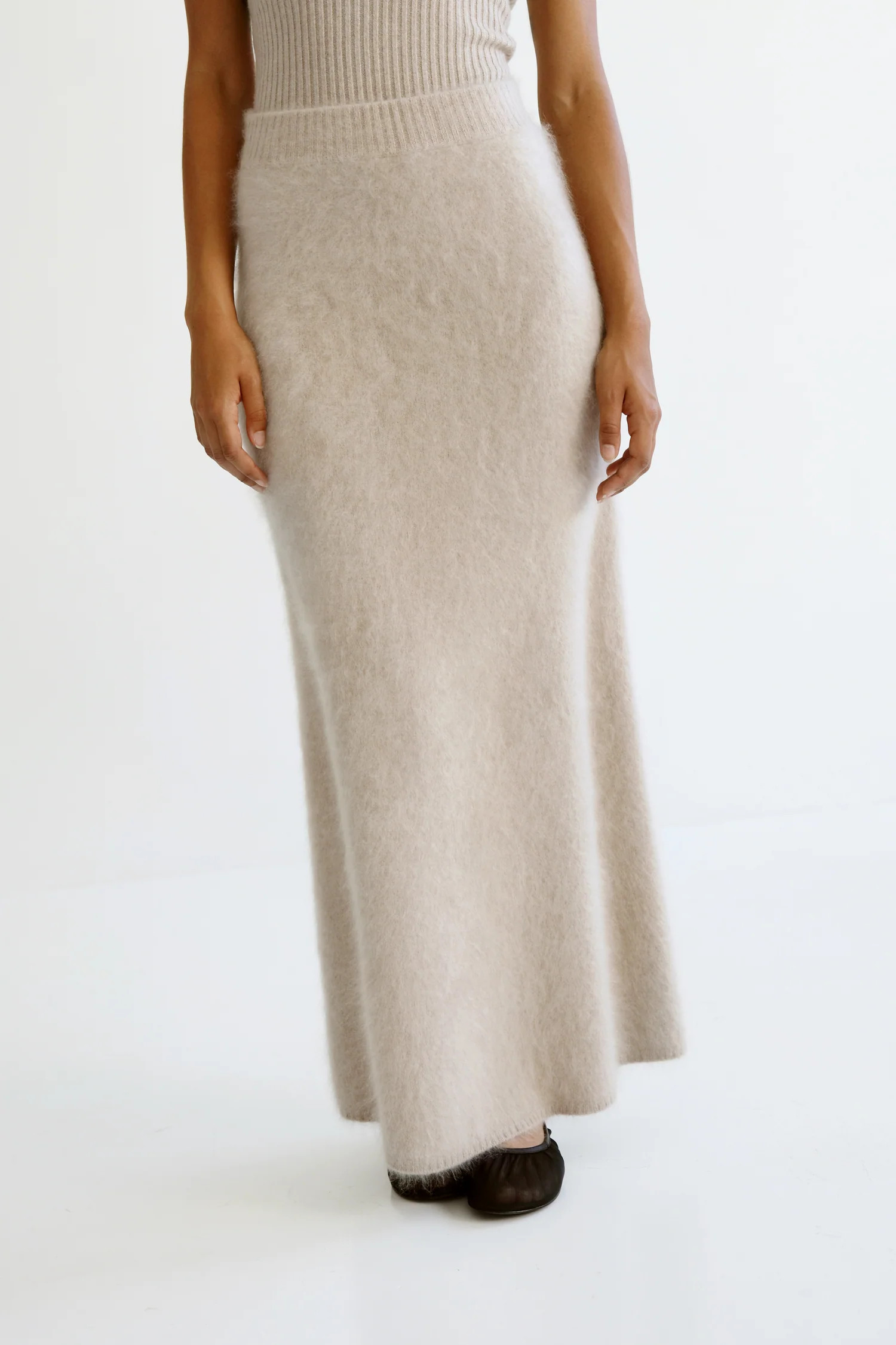Umi Brushed Cashmere Skirt, taupe | Almada Label