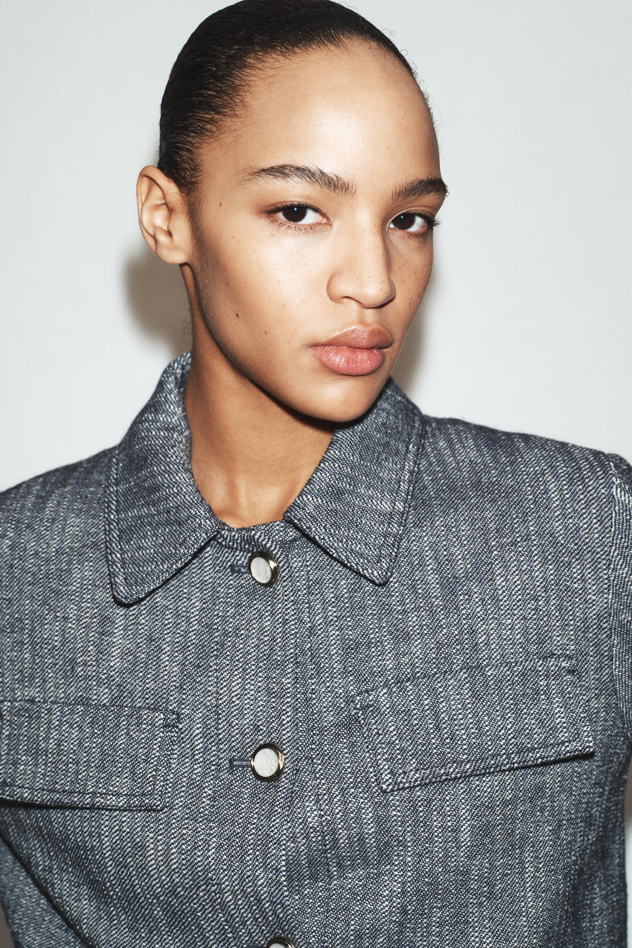 SHORT TEXTURED JACKET | Zara UK