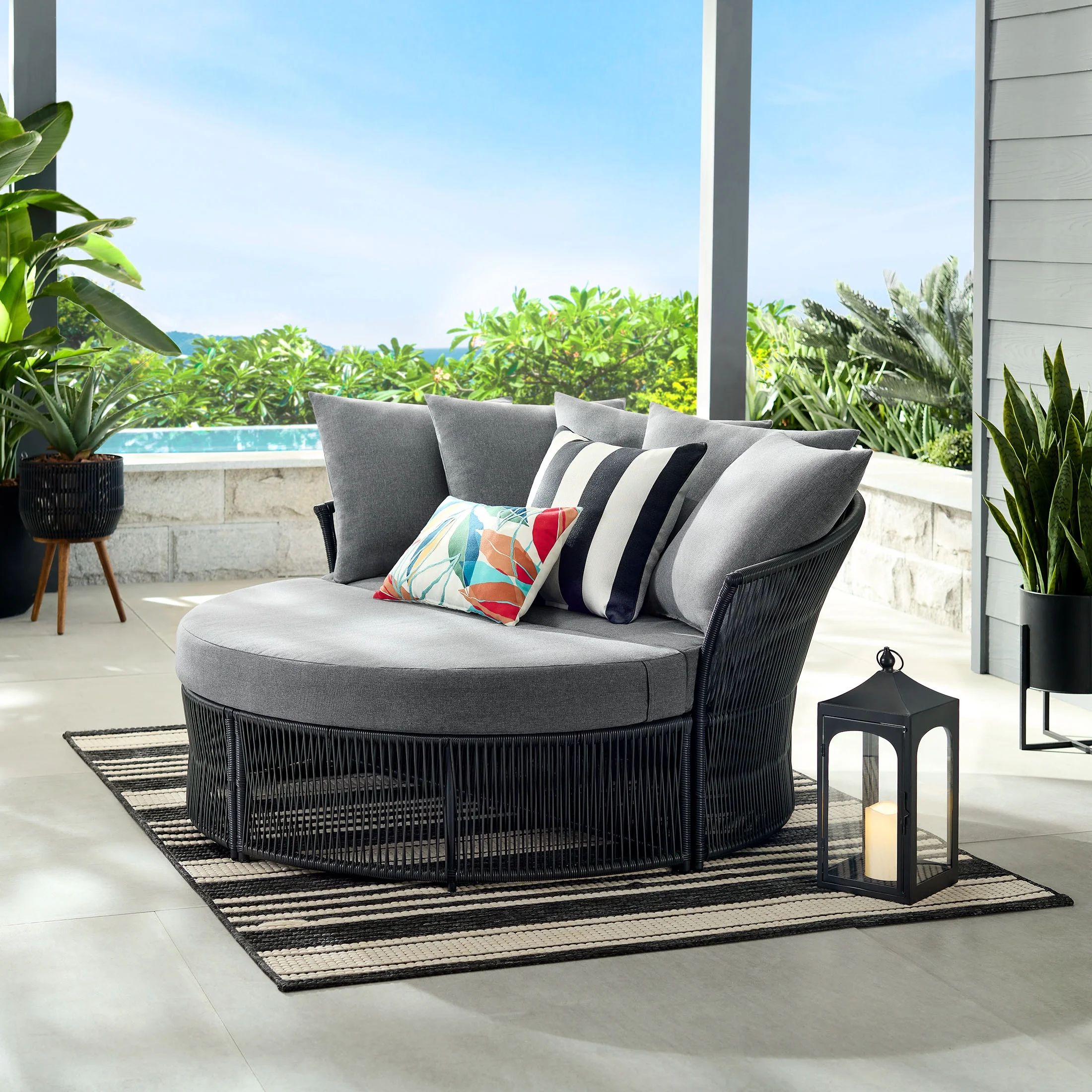 Mainstays Logan Outdoor Daybed Black and Dark Gray | Walmart (US)